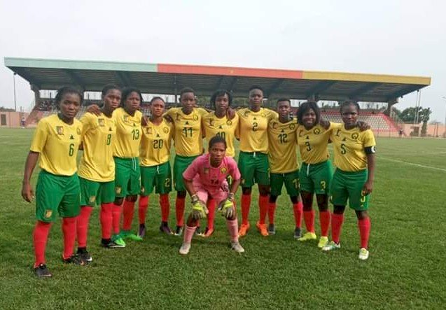 LIONNES INDOMPTABLES : LES U17 S'IMPOSENT FACE AUX U20 EN MATCH DE GALA.