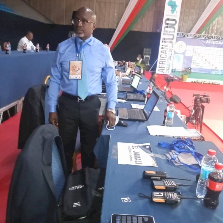 CHAMPIONNAT D'AFRIQUE SENIORS DE JUDO  2020 LE DIRECTEUR SPORTIF SATISFAIT.