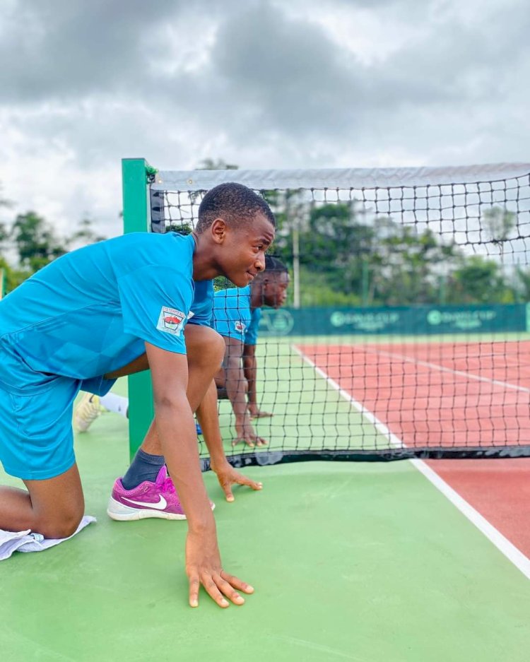 DAVIS CUP BY RAKUTEN: LA FECATENNIS BOTTE TEMPO AUTO EN TOUCHE.