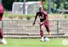 Lions Indomptables : Christian Bassogog signe des débuts prometteurs avec Al-Faisaly FC malgré une défaite !