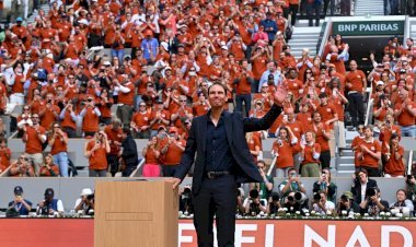 Tennis : Rafael Nadal, un hommage Rendu à un Roi à Roland-Garros !