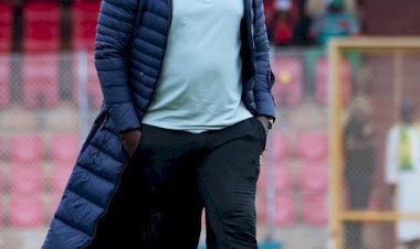 Elite one : Salaires impayés, Yves Clément Arroga claque la porte de la Panthère Sportive !