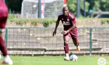 Lions Indomptables : Christian Bassogog signe des débuts prometteurs avec Al-Faisaly FC malgré une défaite !