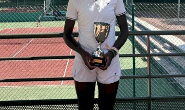 Tennis: Gloria Temgoua ne cesse de défier les seniors avec succès !