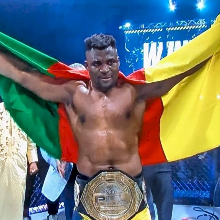 PFL : Francis Ngannou pulvérise Ferreira et devient champion des lourds.