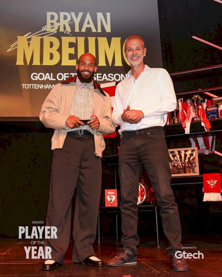 Lion indomptable : Bryan Mbeumo, Reçoit le Prix de Meilleur But de la Saison de Brentford !