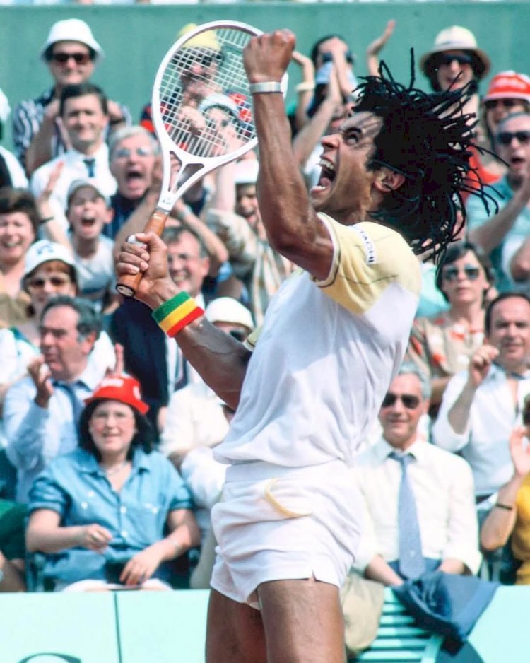 ROLAND-GARROS : YANNICK NOAH, UNE LÉGENDE DE LA TERRE !