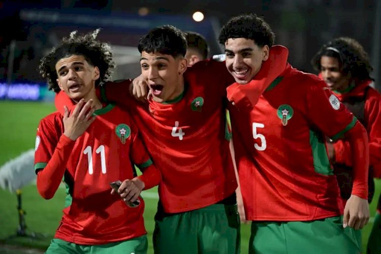 Mondial U17 Qatar 2025 : Les Lionceaux de l’Atlas en quarts après une victoire palpitante face au Mali!