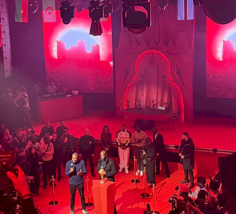 CAN TotalEnergies 2025: Le trophée fait escale a  Paris!