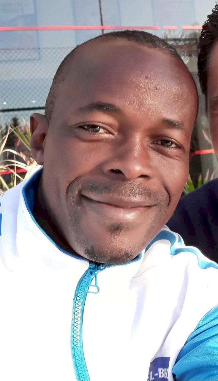 Tennis : Jean Medjo alias sampras décroche le diplôme ITF Niveau 2 et rejoint l’élite mondiale des entraîneurs de tennis!