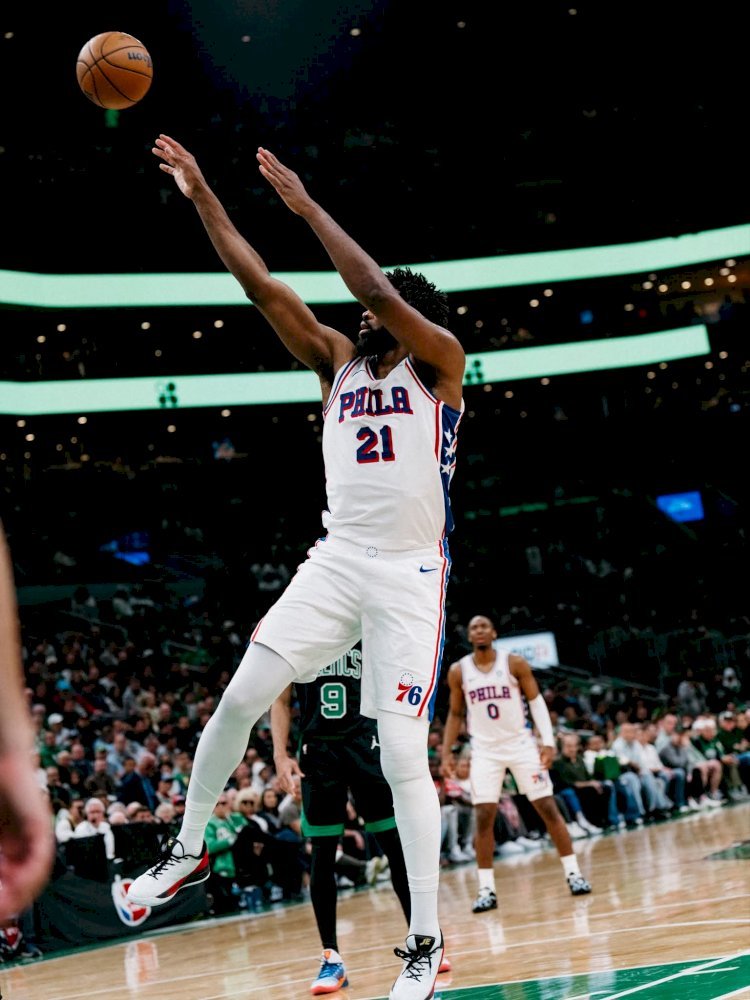 NBA: Embiid rallume la flamme, Philadelphie respire encore !