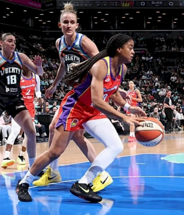 WNBA : Phoenix Mercury battu, mais Monique Makani répond présente !