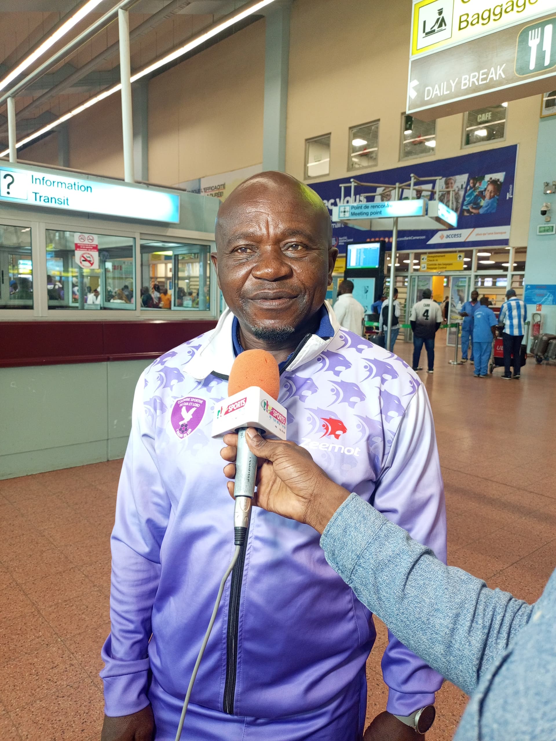 Richard Towa, entraîneur de Colombe Sportive du Dja et Lobo, en interview avant le match contre Teungueth FC.